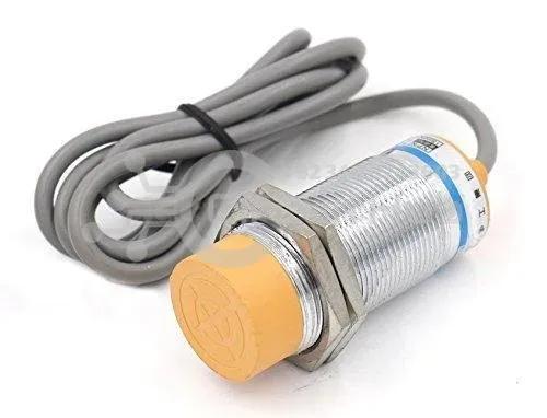 Capacitive Proximity Sensor Switch E2K-X18MY1 2 Wire AC 90-250V